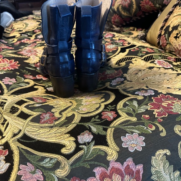 Freebird by Steven Dark Blue Heeled Boots - Picture 4 of 6